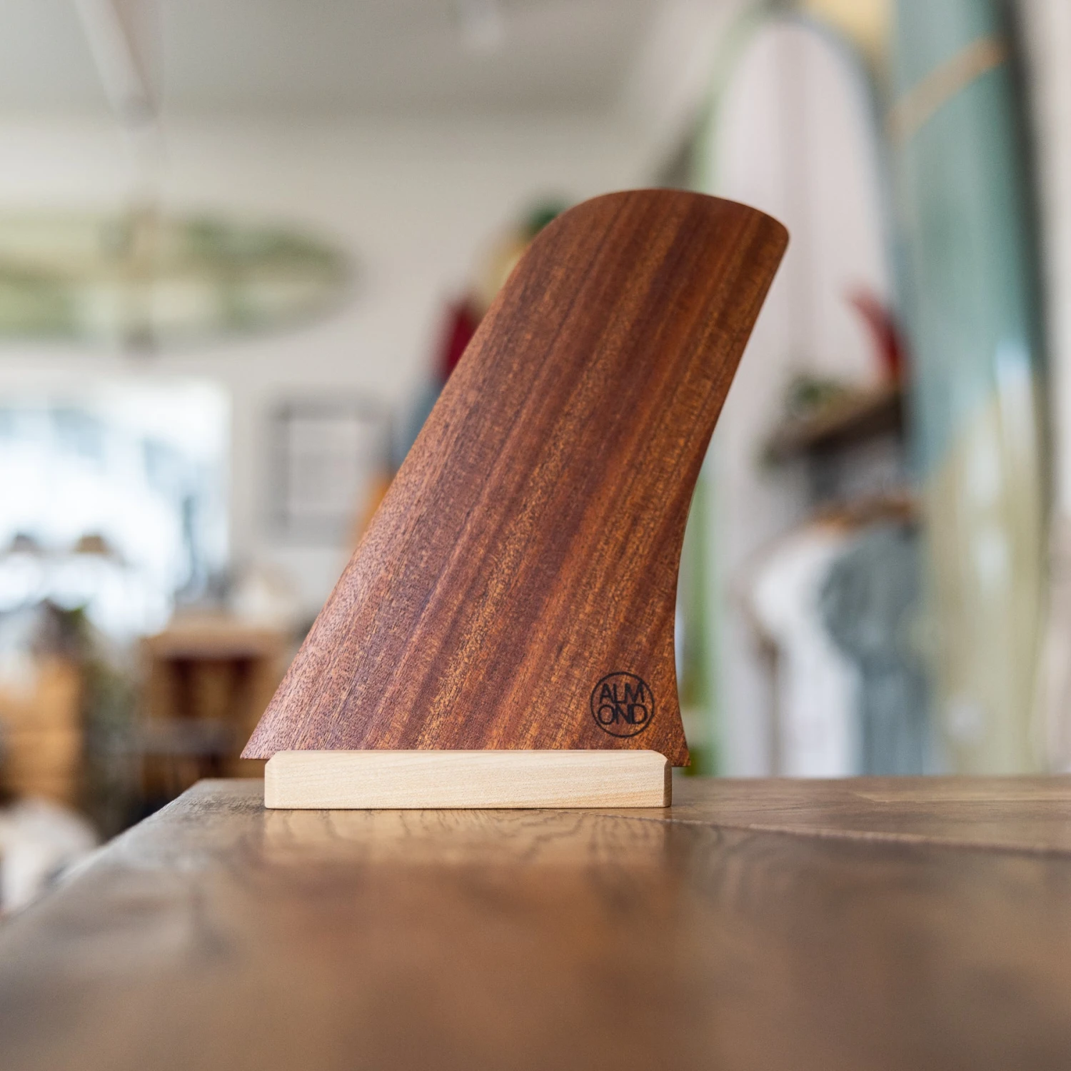 Display Wood Huck Fin 3 Display Wood Huck Fin - Image 3