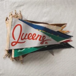 Slightly Choppy <br> Queens Flag -Surf Story Shop 7Z4A0410 1024x1024 2x 41b91e2a 4171 48c4 8346 9db8e3ddccf7