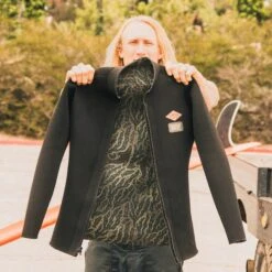 Howler X Almond Surfboards Wetsuit Jacket -Surf Story Shop S23 Almond HB wersuit 2 d15dcc13 795f 4542 be68 73fb195744cd jpg